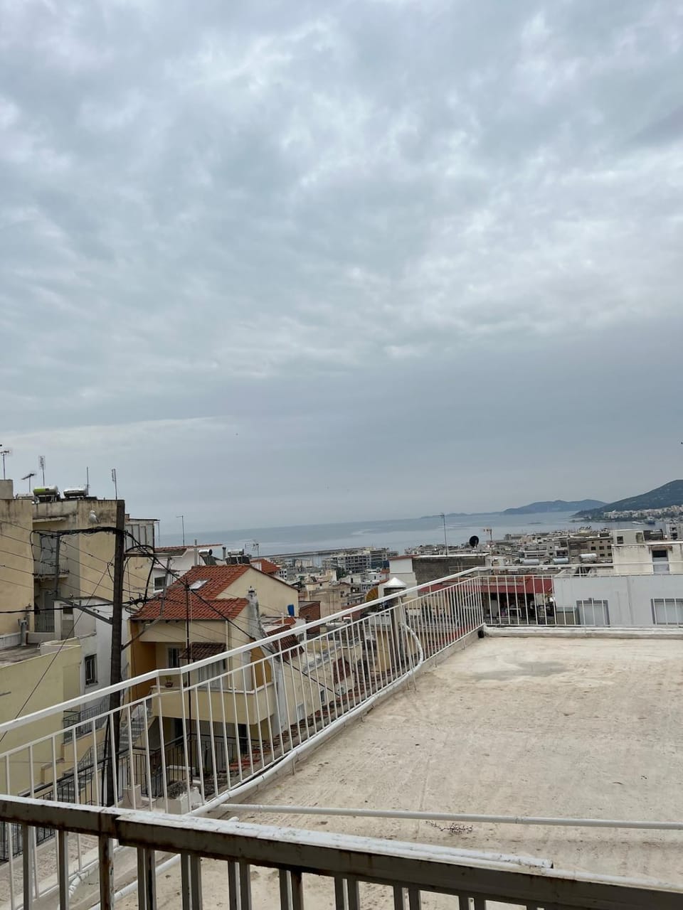 Balcony/Terrace, Location