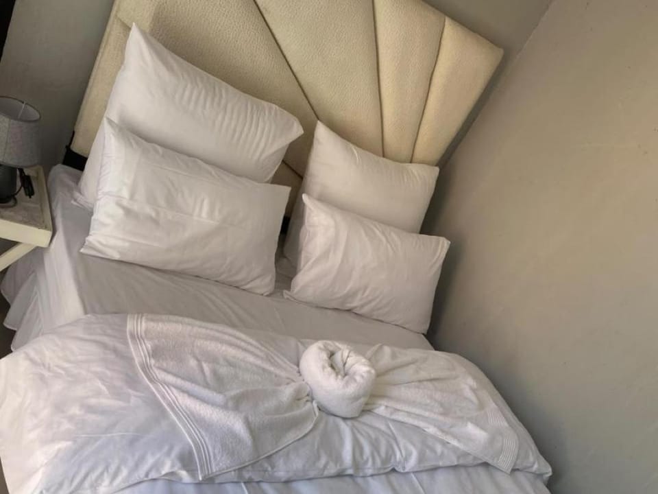 Lyttelton Manor Retreat Bed and Breakfast in Pretoria