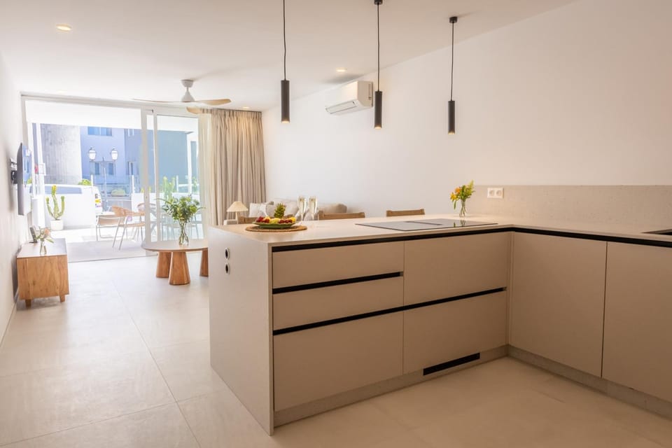 Kala Apartment, luxury proximity to the beach Apartment in Puerto del Carmen