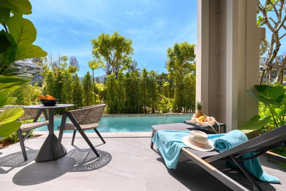 View (from property/room), Balcony/Terrace, Pool view