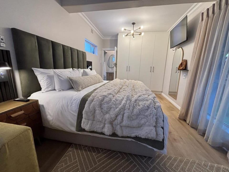 Feathers Garden Apartment Apartment in Western Cape