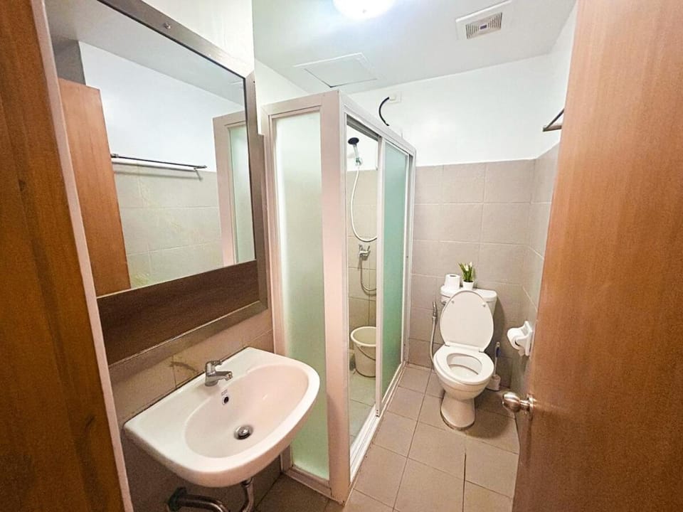 Urban Suite Staycation with Netflix Apartment in Davao City
