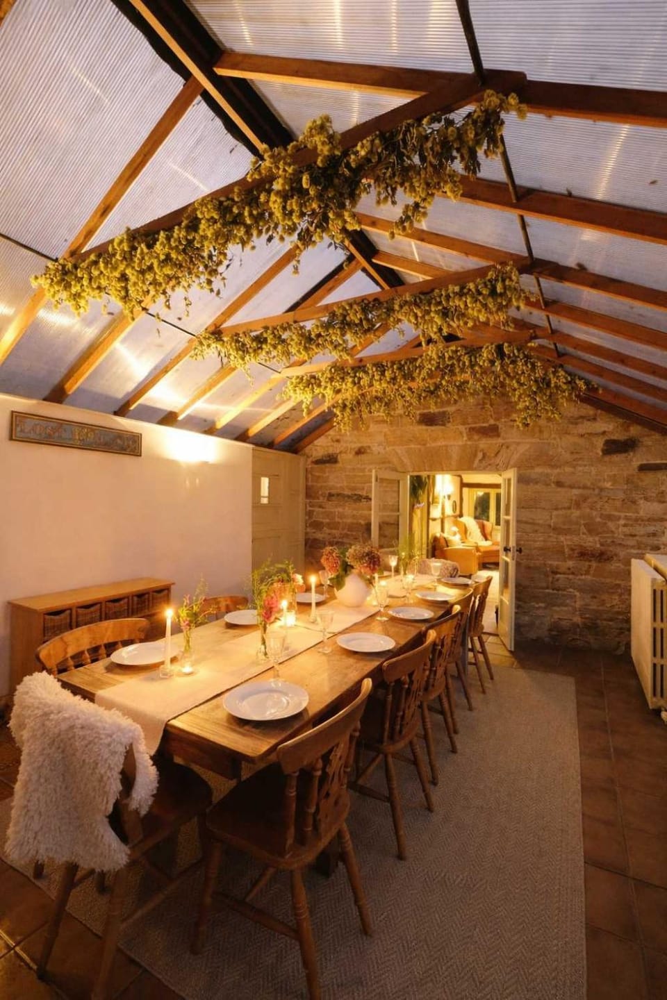 Stunning Oast House Retreat I Sleeps 12 I Countryside Setting House in Wealden District