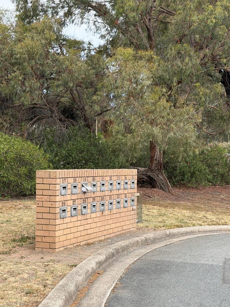 Cozy 2BR, 1 parking, 4 Sleep, Woden,Canberra , pet free, free parking Apartment in Canberra