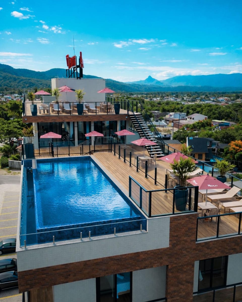Mountain view, Swimming pool