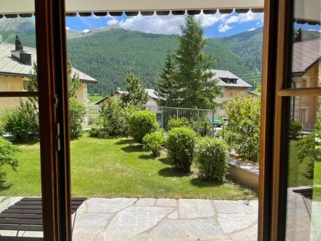 Natural landscape, Garden, Garden view, Mountain view
