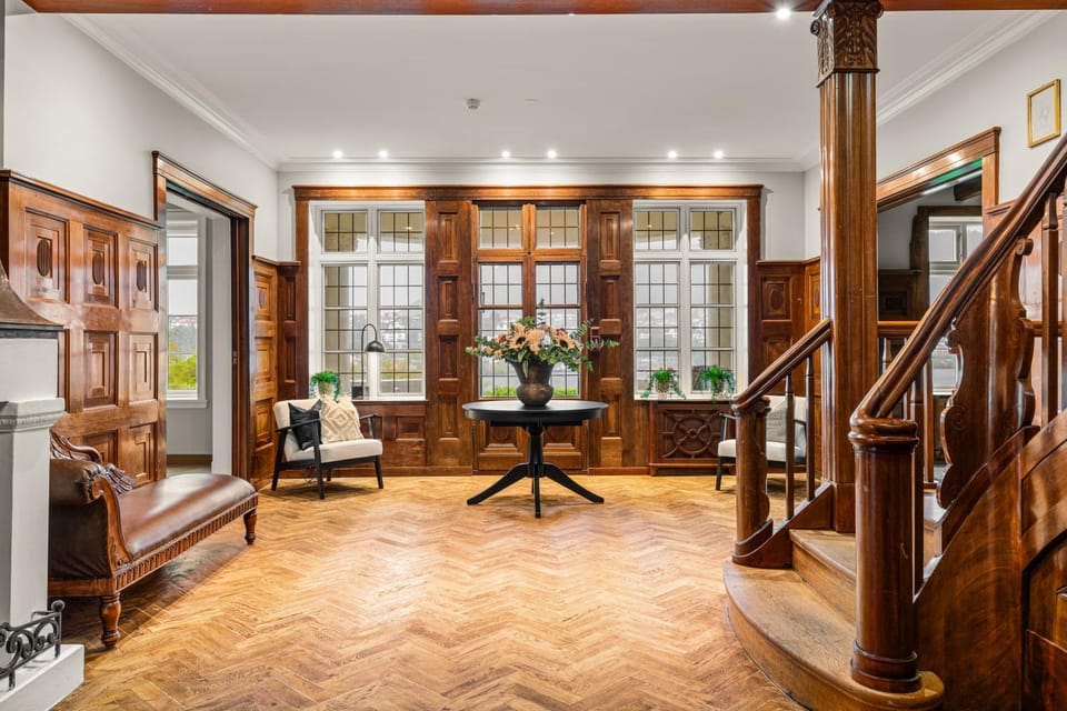 Facade/entrance, Living room