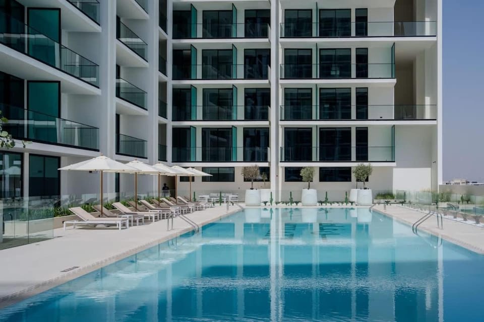 Beautifully Furnished Studio in Binghatti Azure Apartment in Dubai