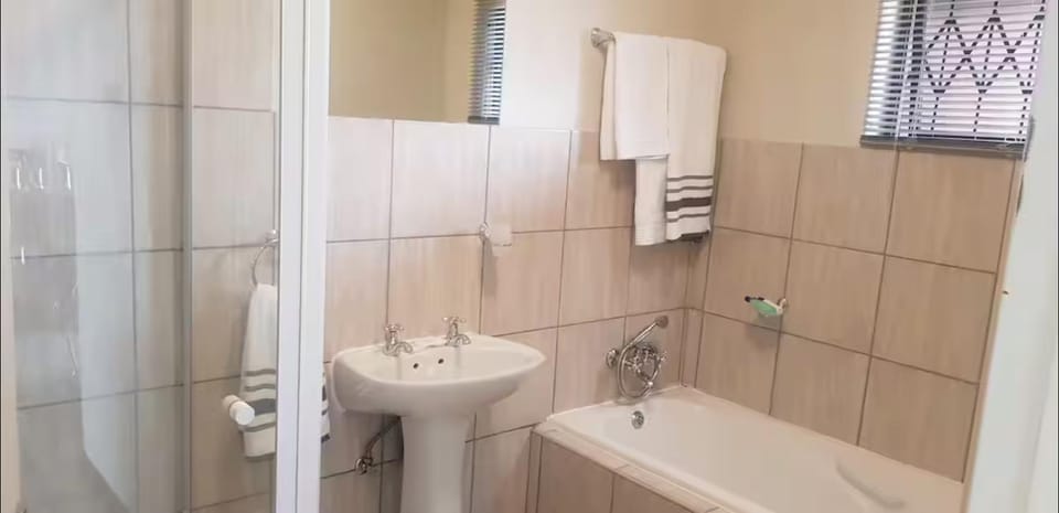 Bathroom, Bath