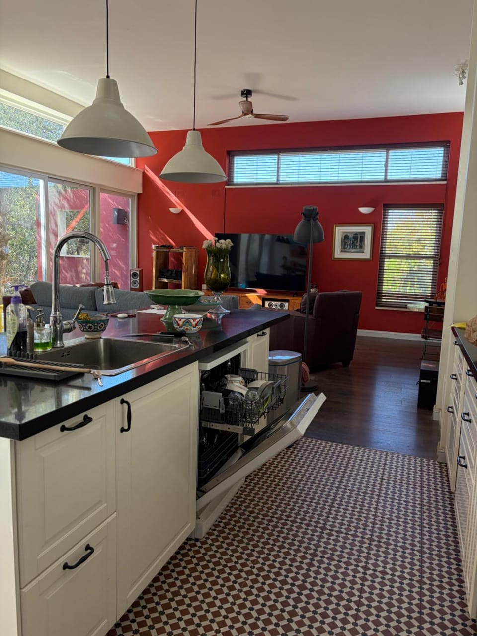 Kitchen or kitchenette, Kitchen or kitchenette