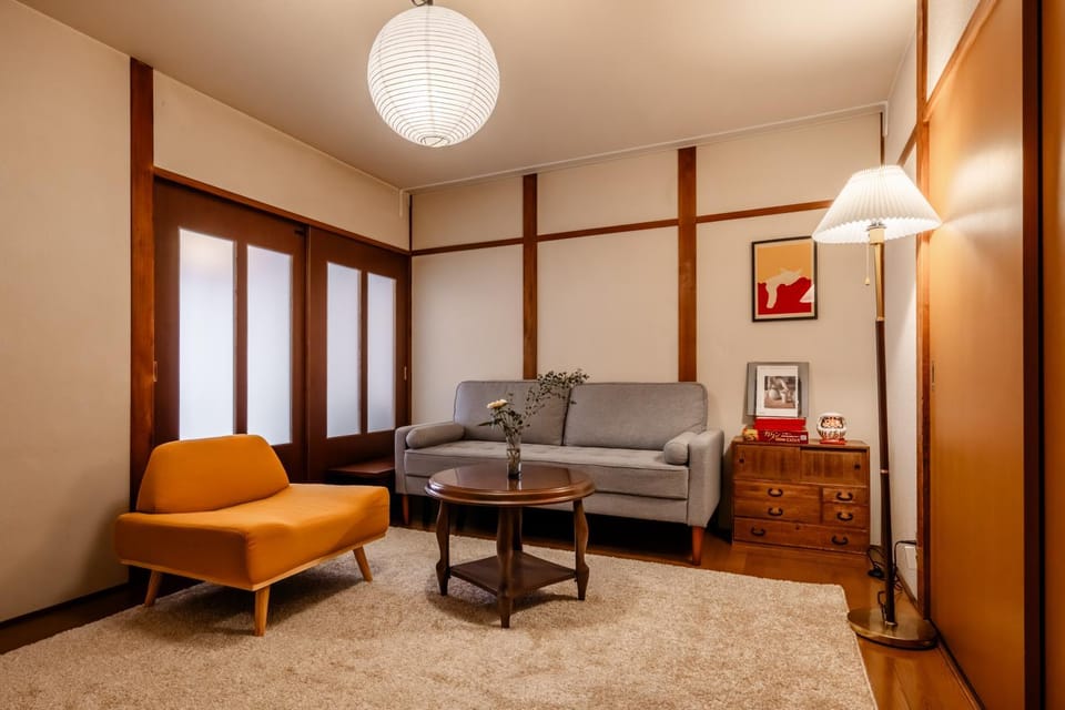 Living room, Seating area