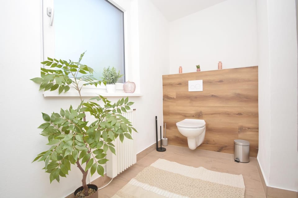 Toilet, Bathroom