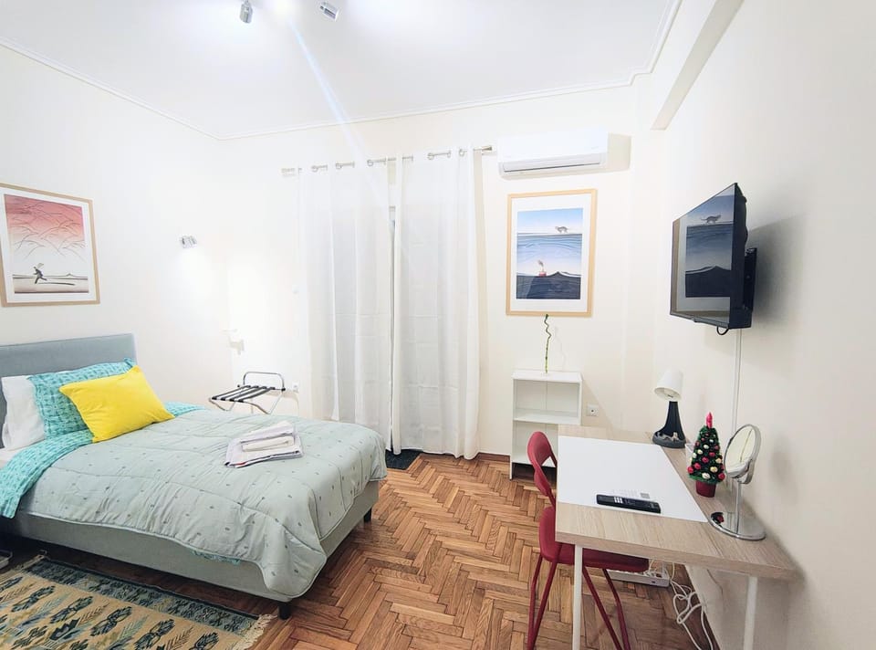 Luxury New Place Apartment in Athens