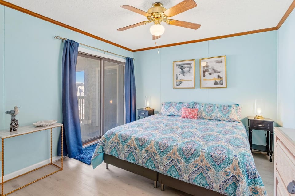 AV2-3E - Don't Blink House in Kill Devil Hills