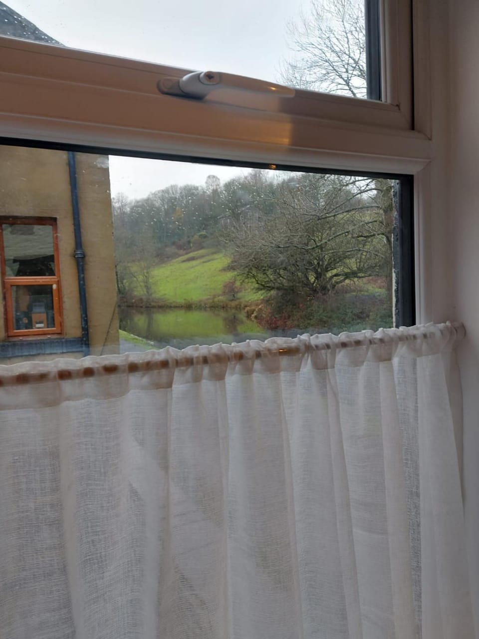 Cosy room in canalside home Vacation rental in Hebden Bridge