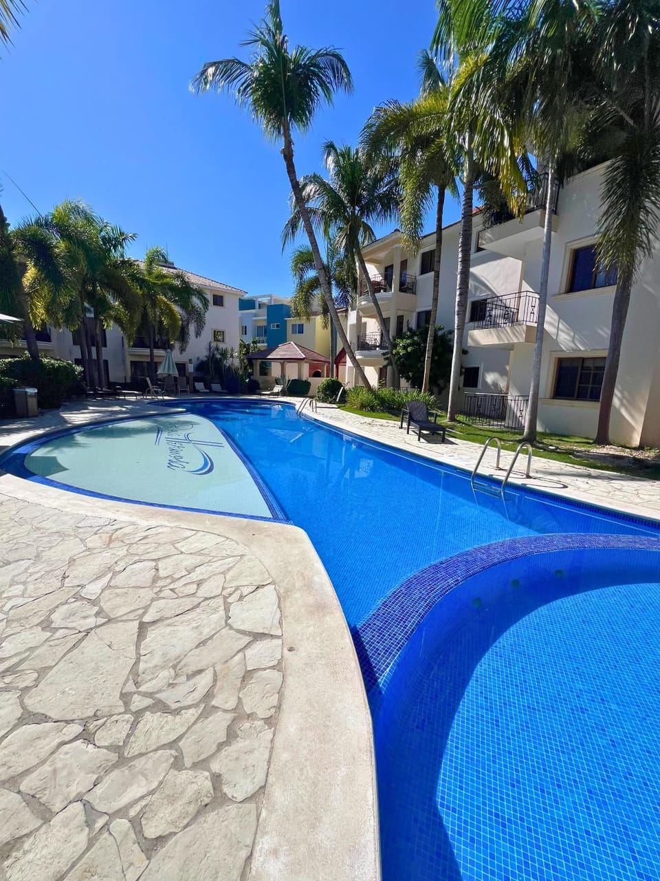 Pool view, Swimming pool