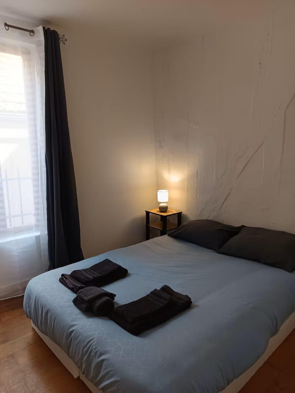 Appartement cosy hypercentre Joigny 2 - 3 pers Cosy 5 Apartment in Bourgogne-Franche-Comté