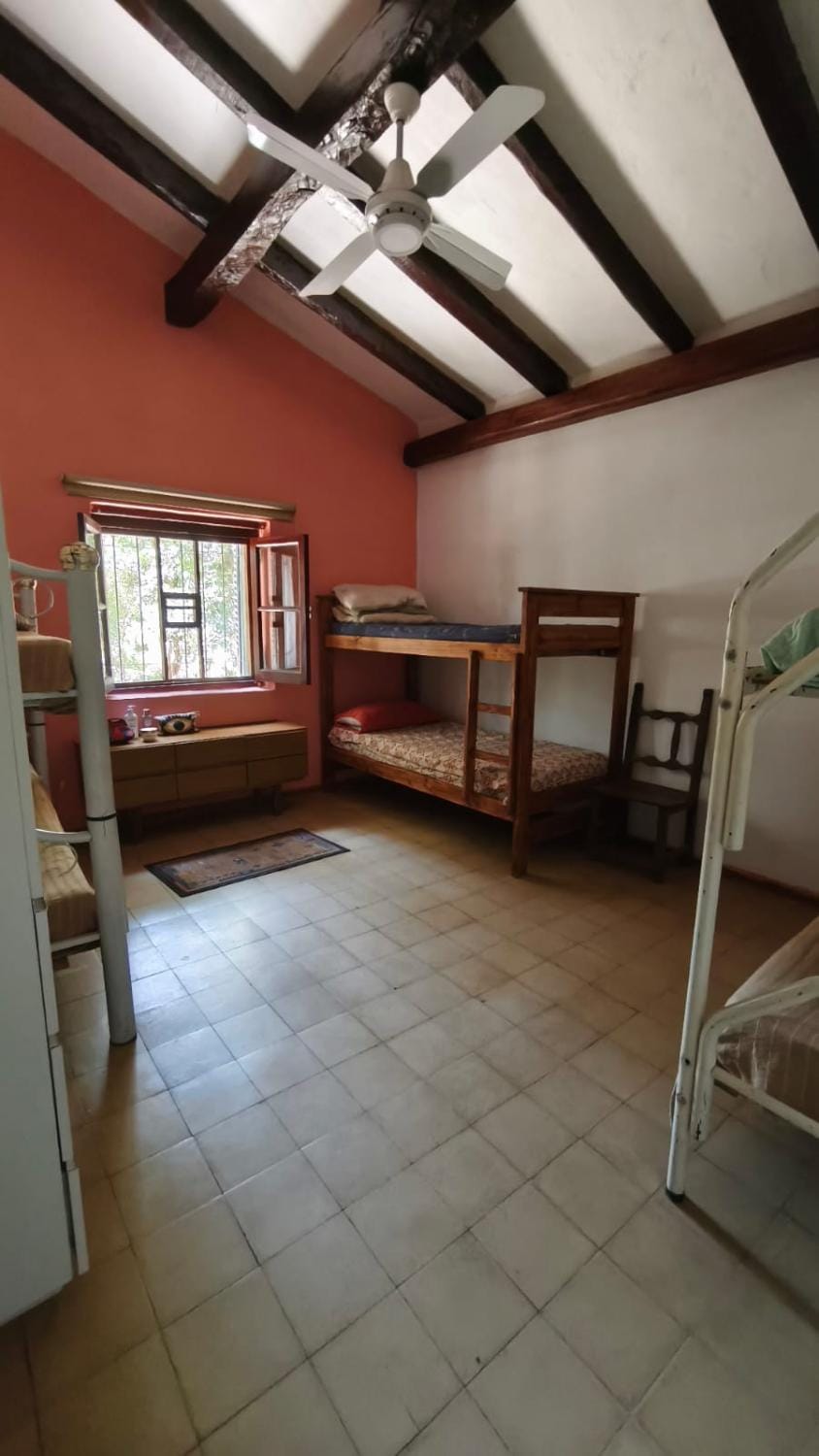 Bedroom, bunk bed