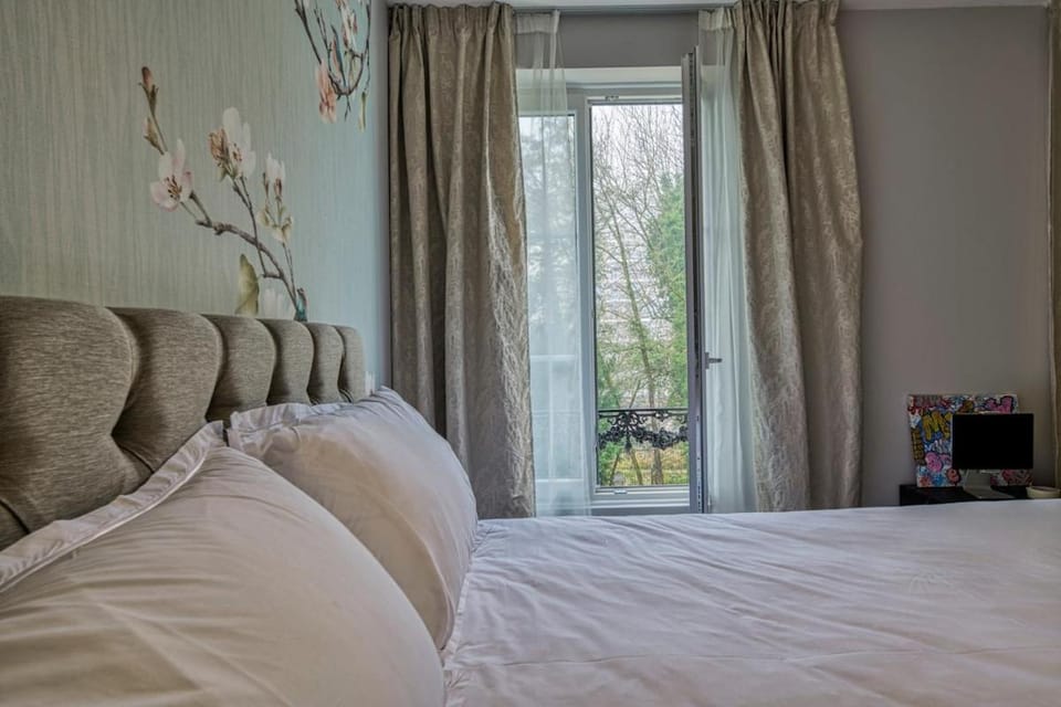 La nuit au Quai Chambre de luxe PinotNoir Apartment in Troyes