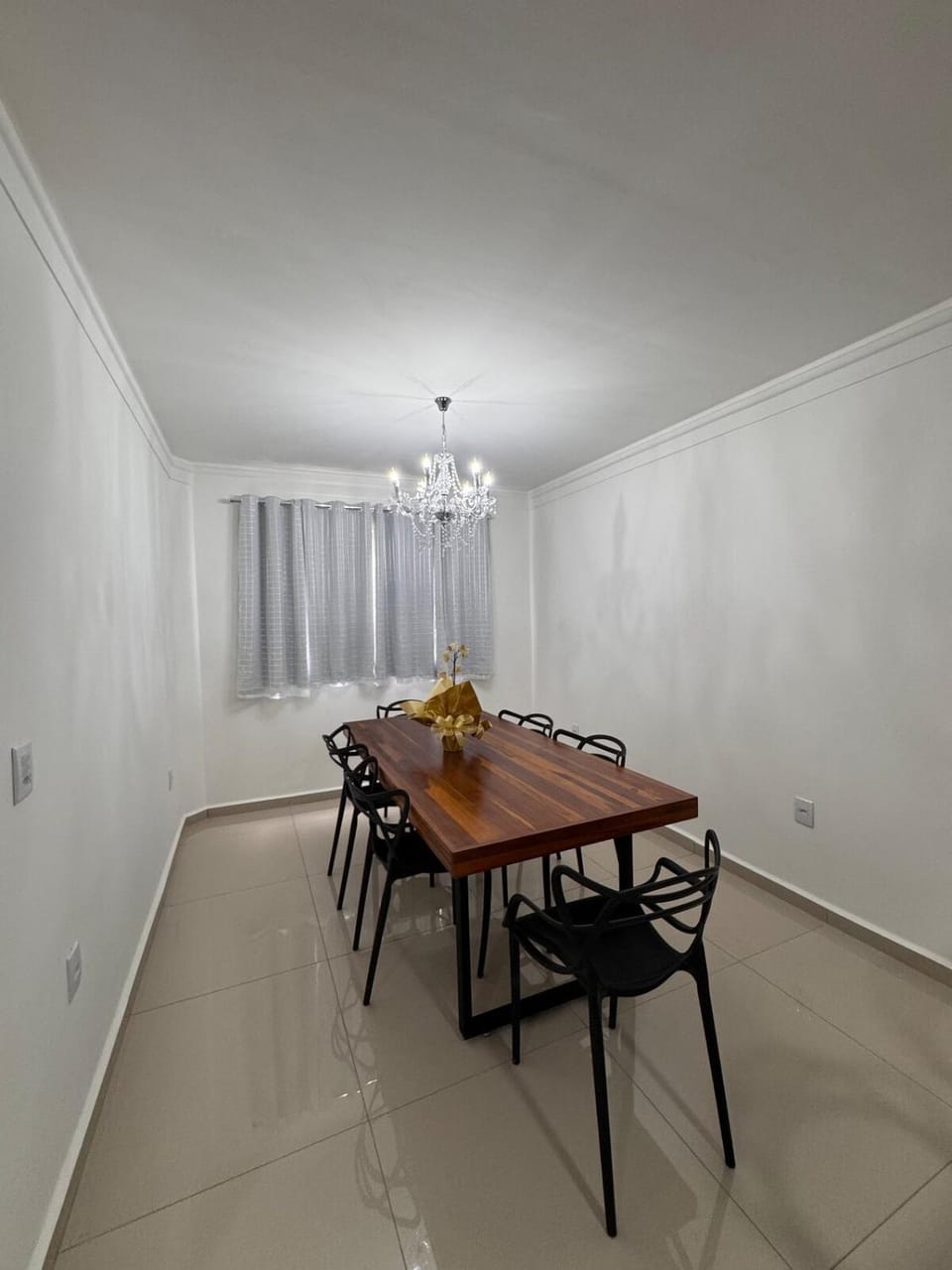 Casa aconchegante a 3 minutos do Centro e Parque das Águas com vista para as montanhas House in State of São Paulo