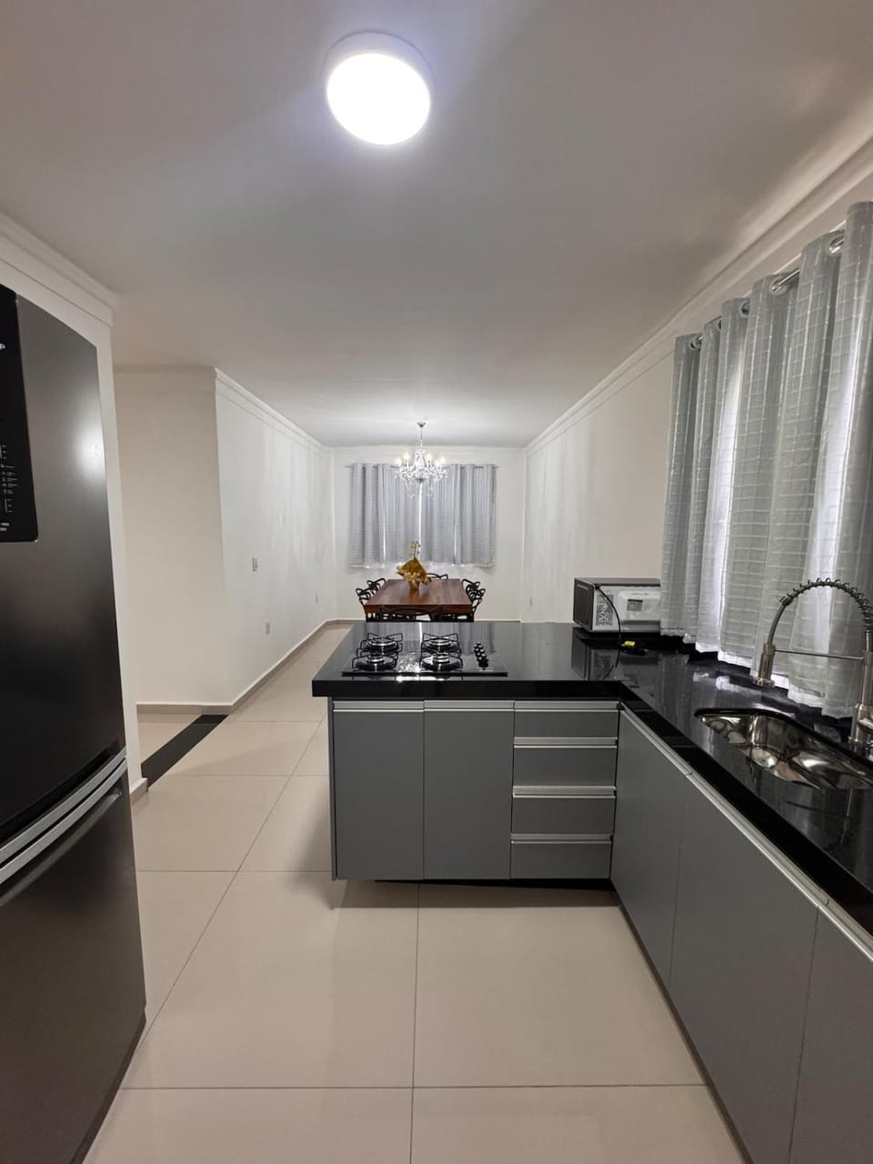 Casa aconchegante a 3 minutos do Centro e Parque das Águas com vista para as montanhas House in State of São Paulo