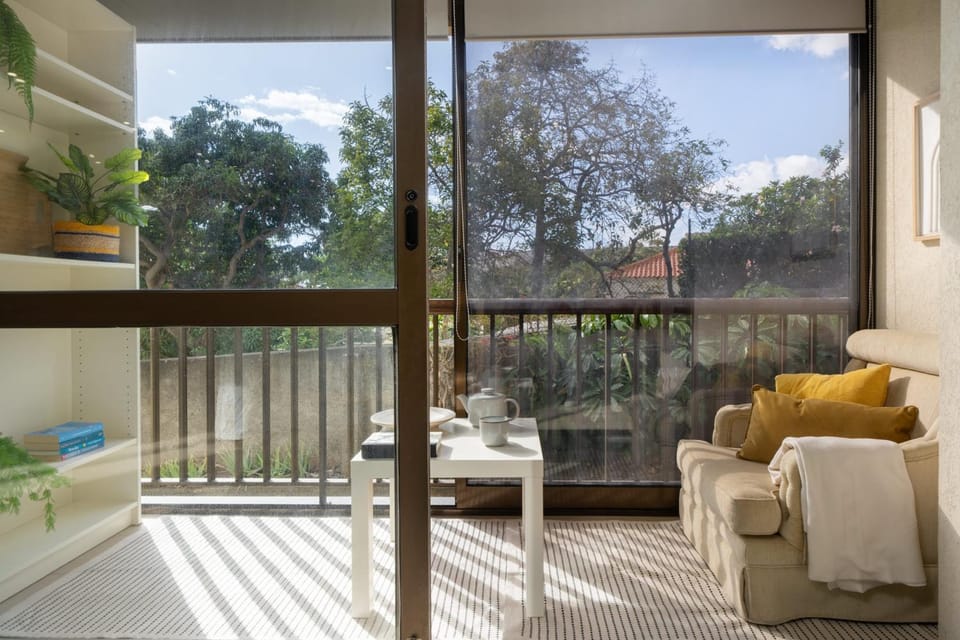 Day, Balcony/Terrace, Seating area