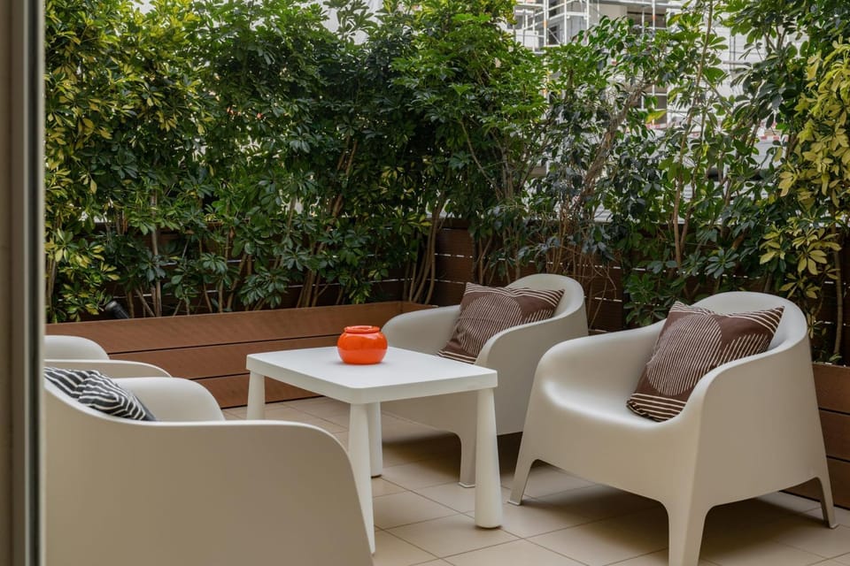 Patio, Day