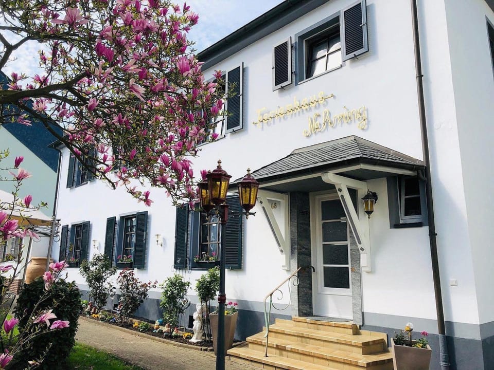 Property building, Facade/entrance