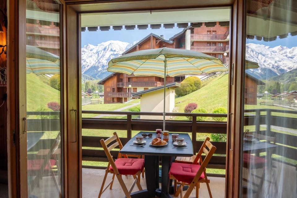 Natural landscape, View (from property/room), Balcony/Terrace, Mountain view