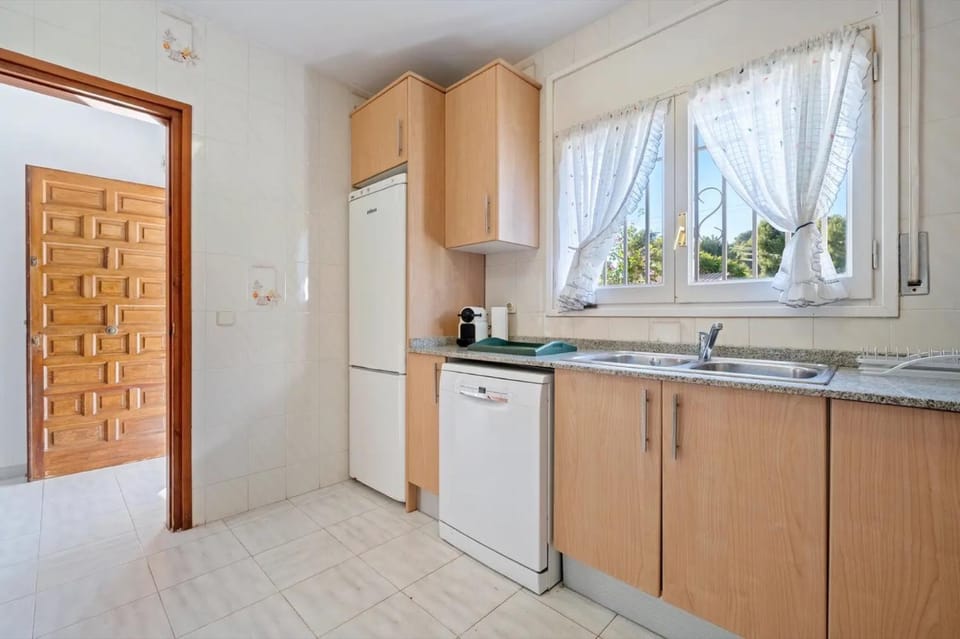 dishwasher, kitchen