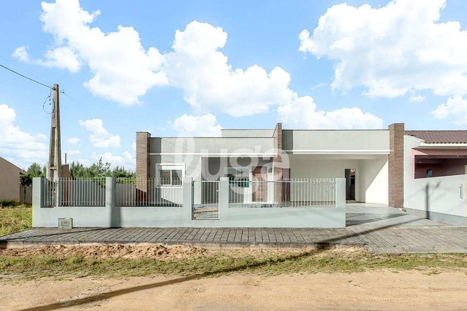 LUGA: Casa Sol – Spacious Home 350m from the Beach House in State of Santa Catarina