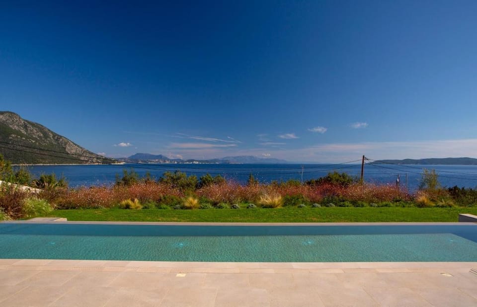 Amber by the sea Villa in Peloponnese, Western Greece and the Ionian
