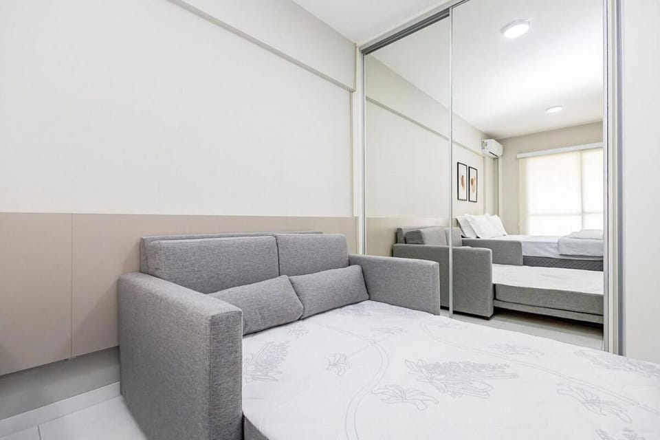 Edifício Champagnat Office Apartment in Curitiba