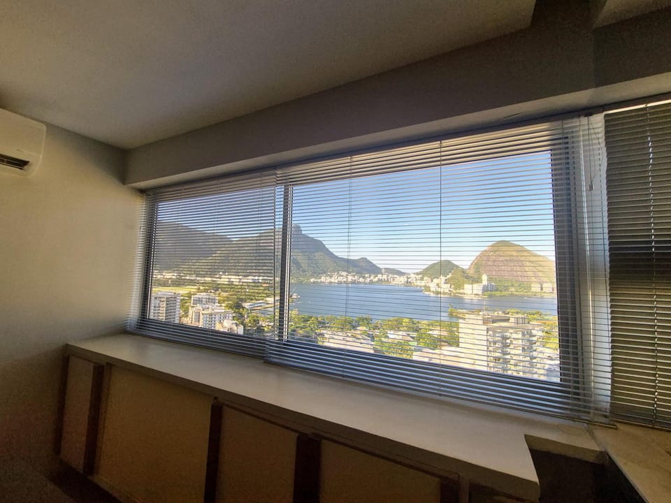 Lake view, Sea view