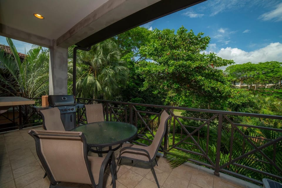 Veranda 2B - 3 bdr 3 bath House in Herradura