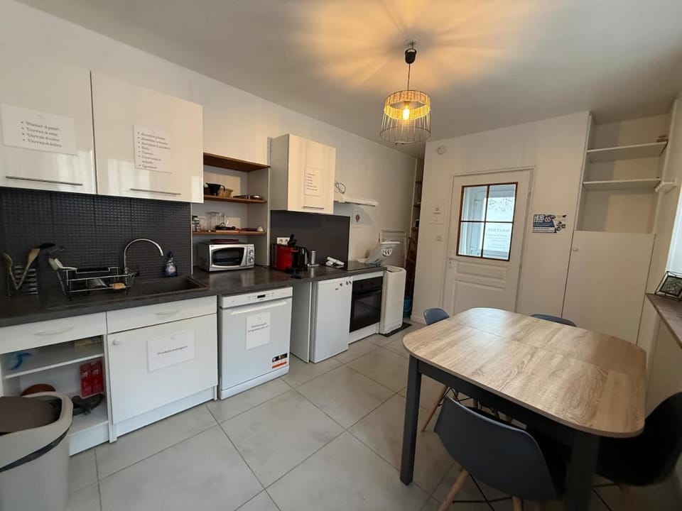 Dining area, microwave, oven, stove, kitchen
