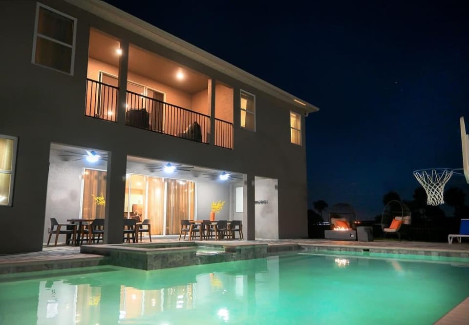 Gorgeous 13BR Encore Resort Next to Disney - 348 House in Four Corners