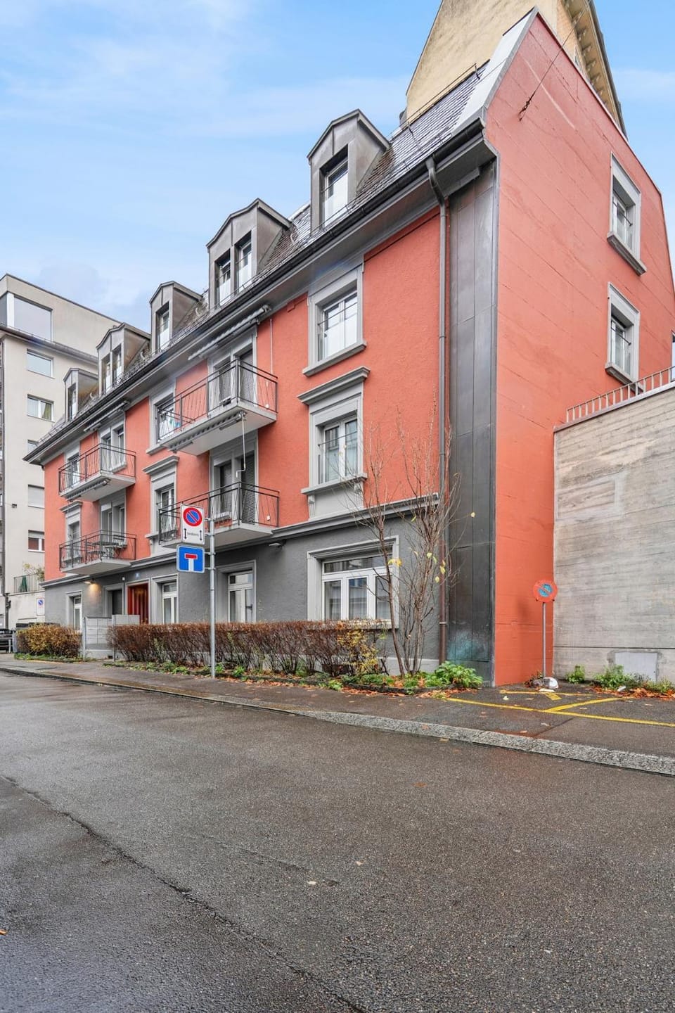 Premium studio in city center - Color 3 Apartment in Zurich City