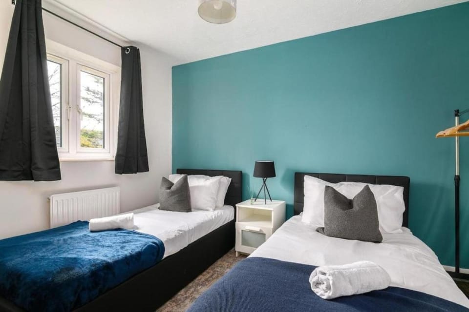 Bed, Photo of the whole room, Bedroom, heating, internet, towels
