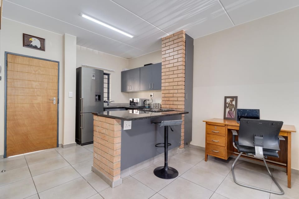 Home Away By Waterfall Apartment in Sandton
