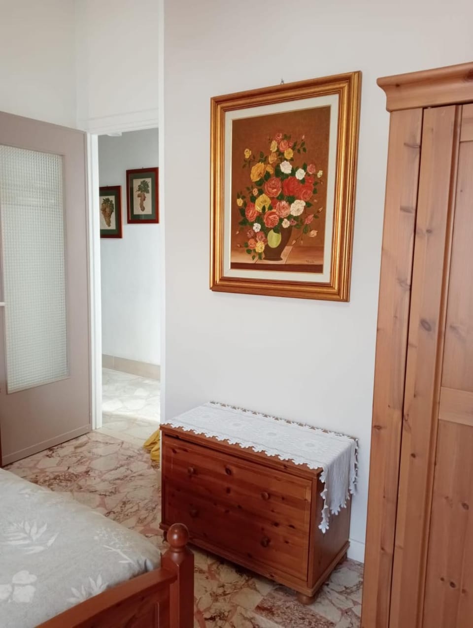 ATTENTI AL GATTO!Accommodation in the town center, on a private courtyard Apartment in Piedmont