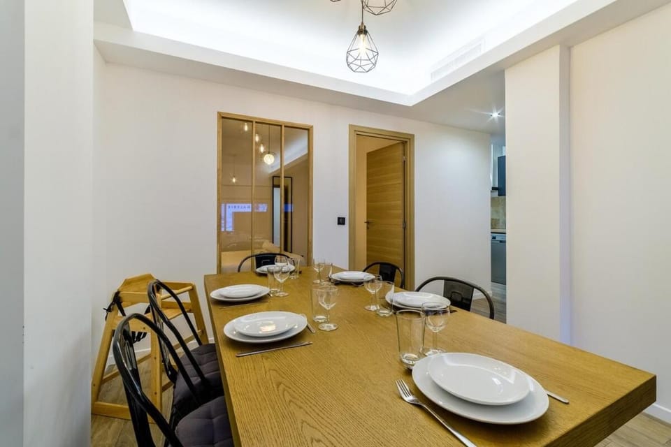 FOCH GRAND - Appartement Antibes 6P Apartment in Antibes