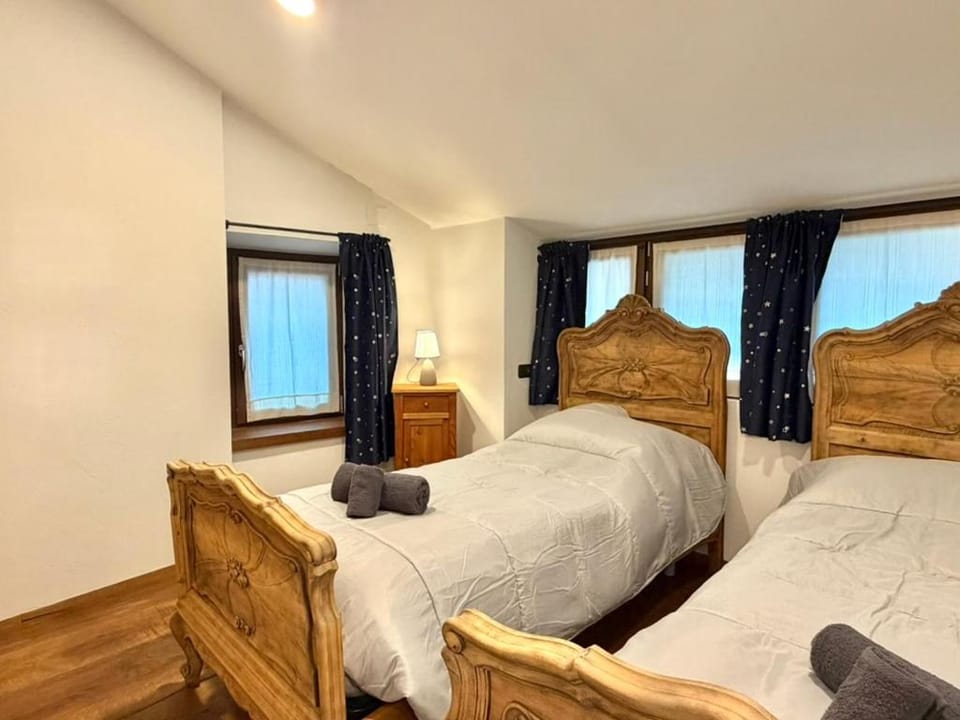 La Casa in Piazza - Edolo Apartment in Province of Brescia