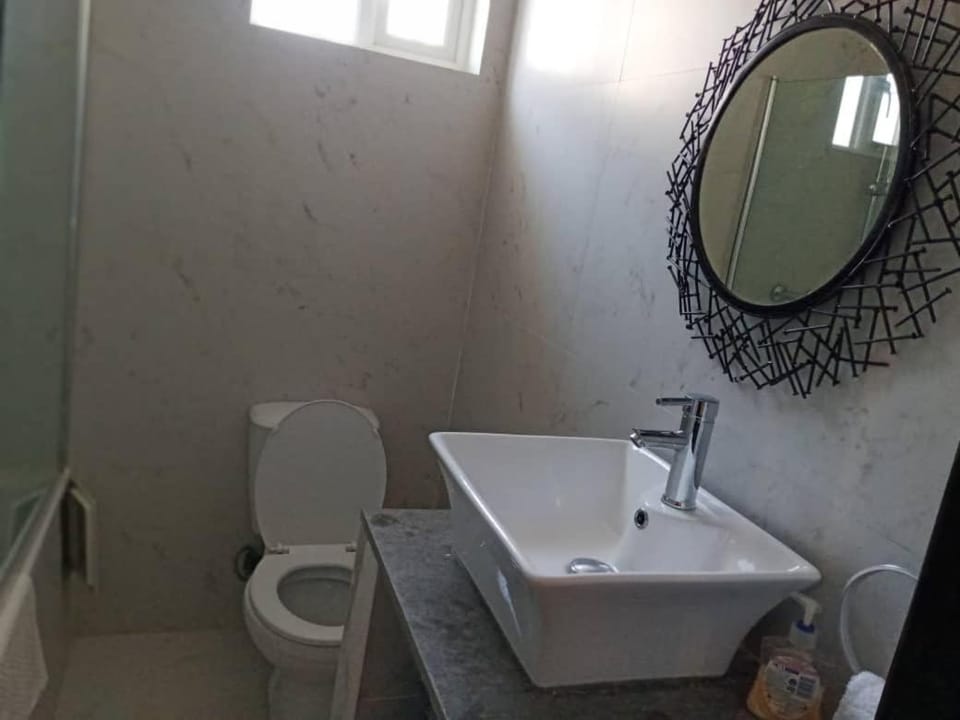 Etikette Homes Apartment in Accra