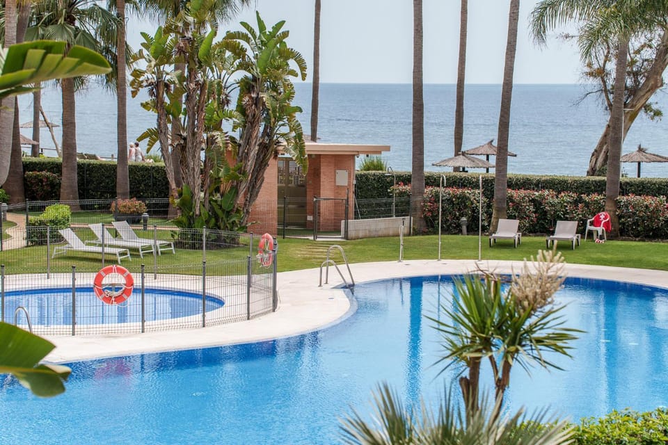 Sea view, Swimming pool