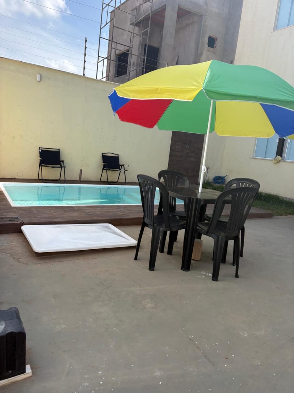 CASA DE 4 QUARTOS com piscina px a praia do aracagy 16 pessoas House in São Luís