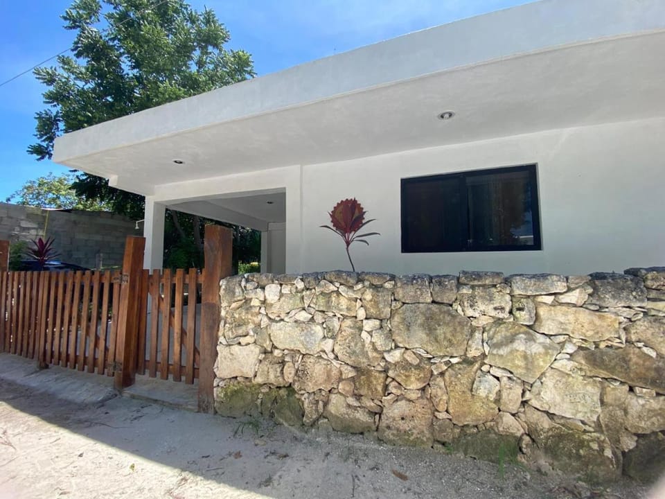Property building, Day