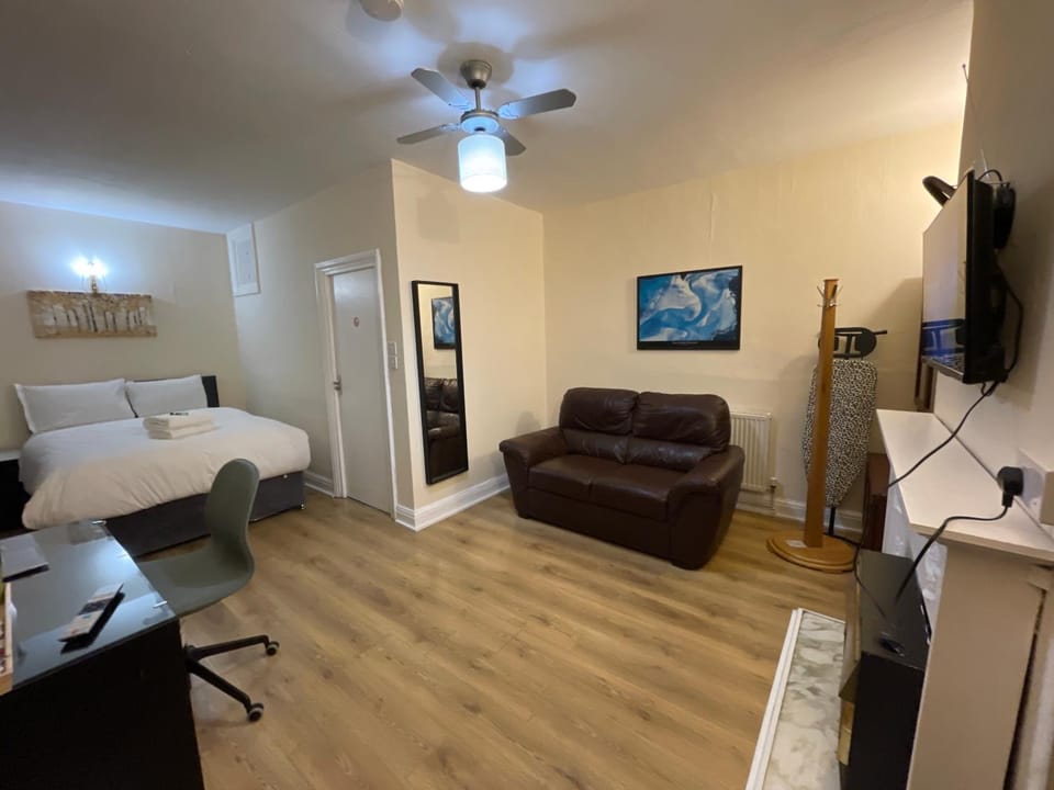 Photo of the whole room