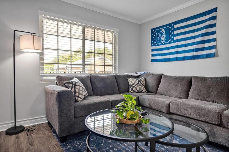 Pet Friendly Duke 1br - Near Hospital and Downtown Apartment in Durham