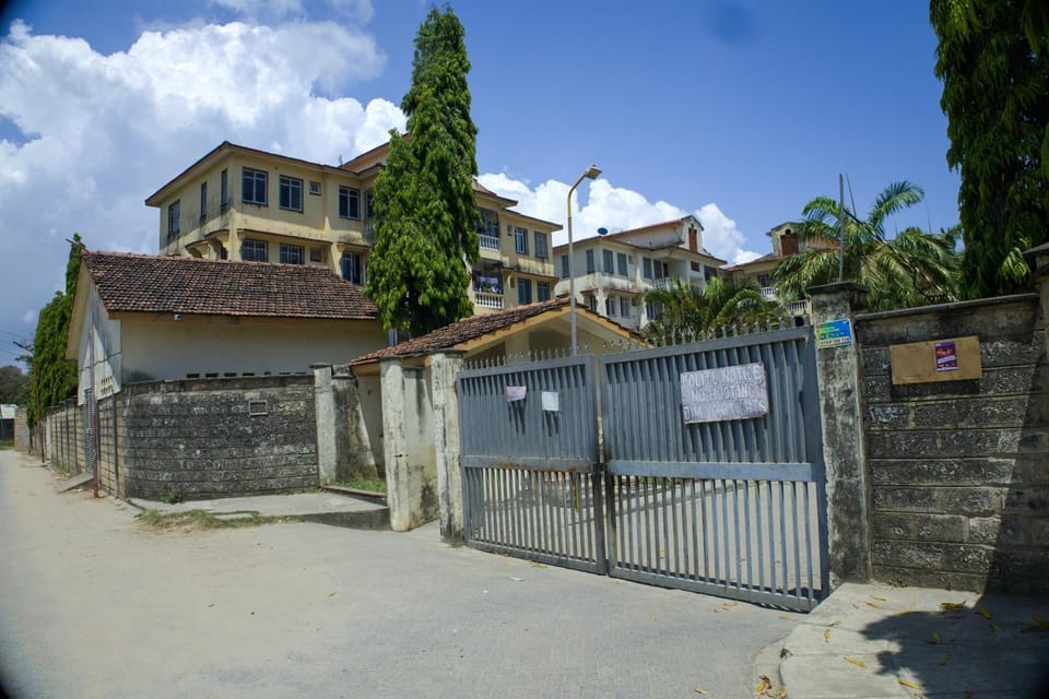 Property building, Street view